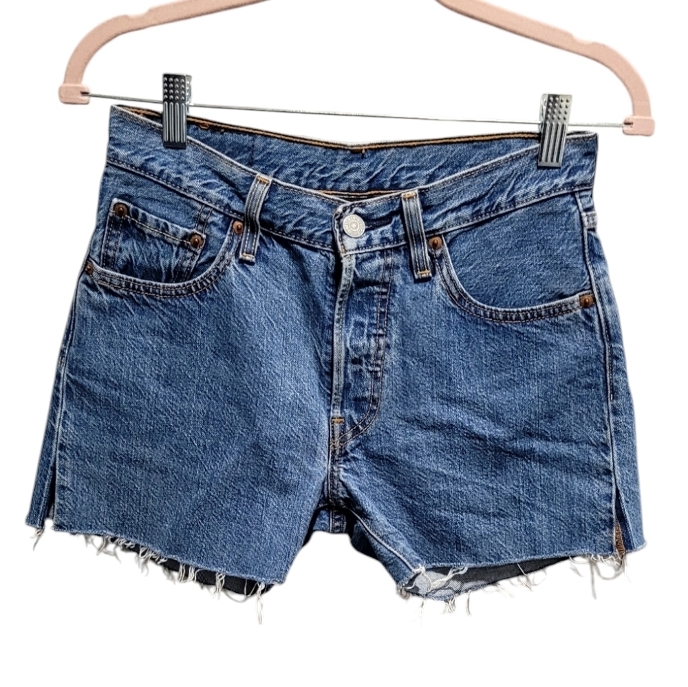 Levi's Cut off shorts